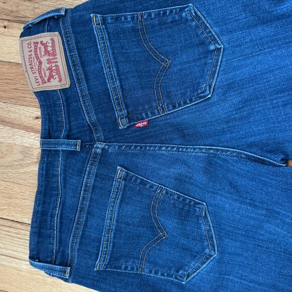 Levi's Strauss Womens Jeans 726 Flare Size 28 Mid-Rise Stretch Slimming - Picture 4 of 5